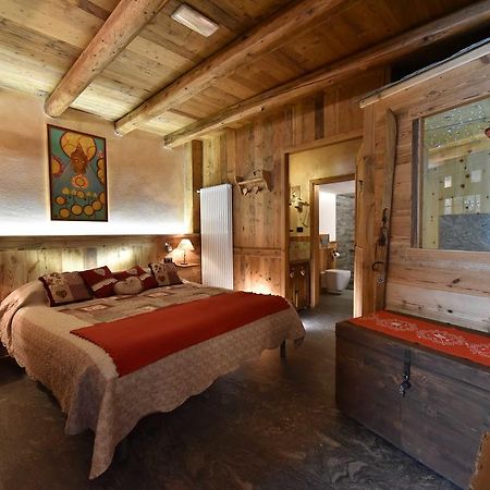 L'Ancien Paquier Chambre D'Hotes Valtournenche Exterior foto
