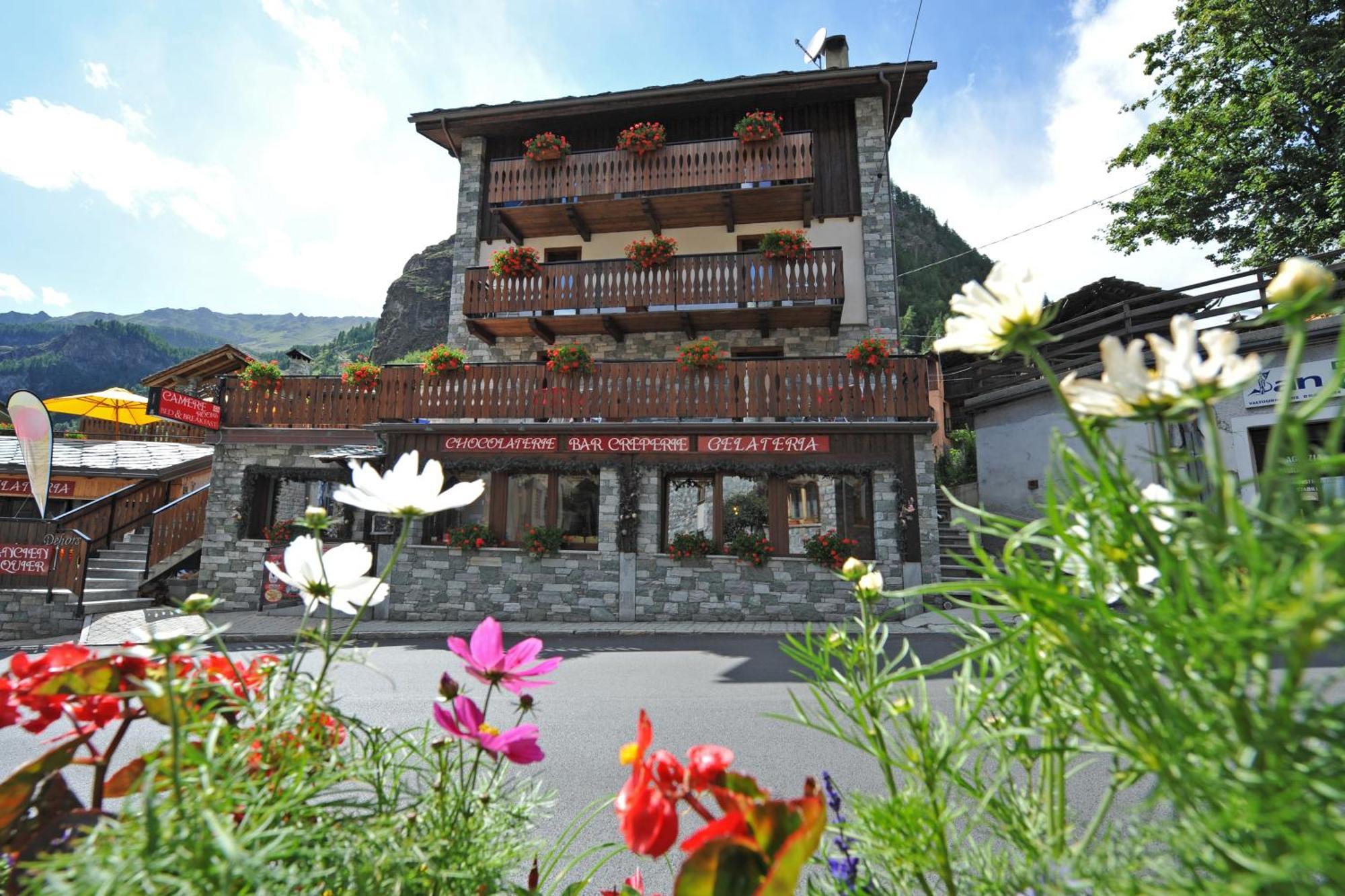 L'Ancien Paquier Chambre D'Hotes Valtournenche Exterior foto